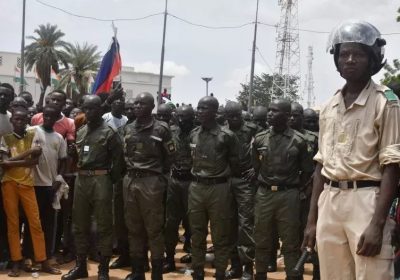 niger-police-rally-supporting-coup